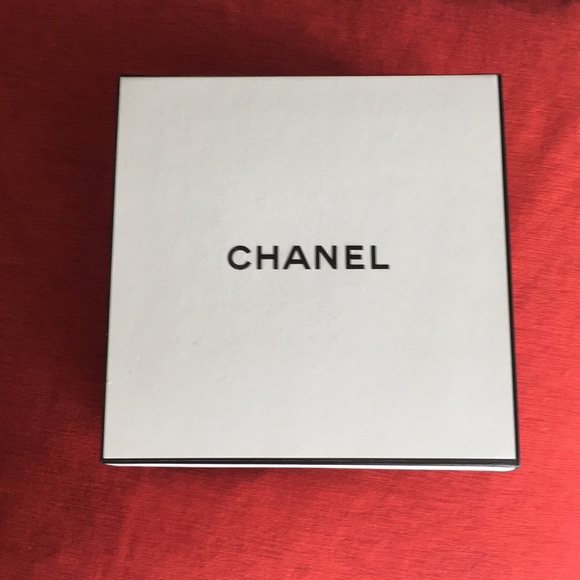 CHANEL Other - Chanel Gift Box CHANEL Other - Chanel Gift Box